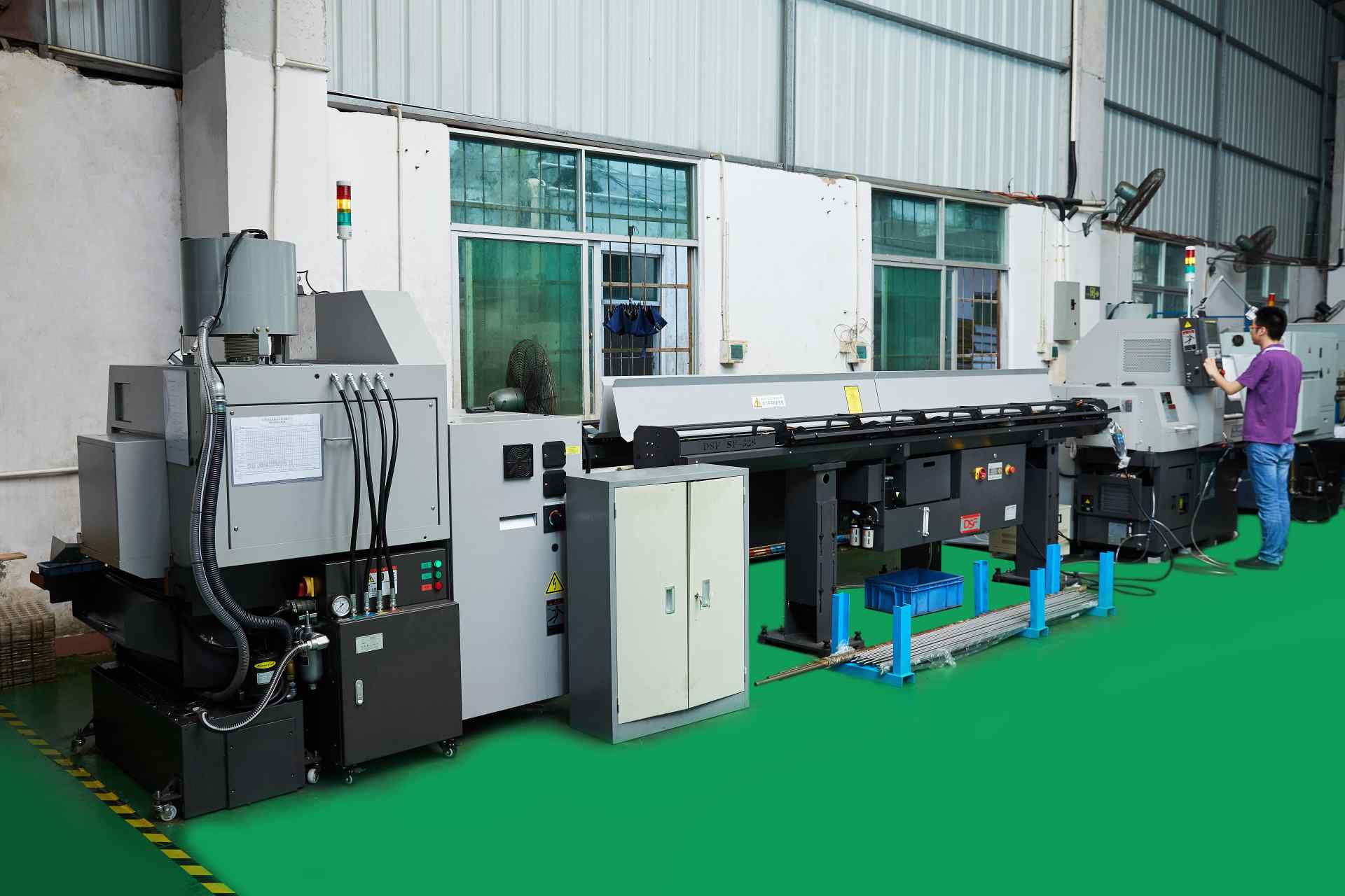 Precision CNC Tunring Center Workshop of Machining Precision